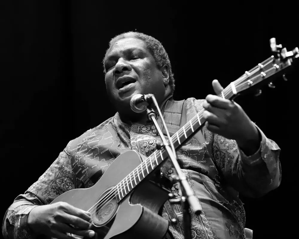 Vusi Mahlasela, Norman Zulu and Jive Connection see Face To ... - Pan ...