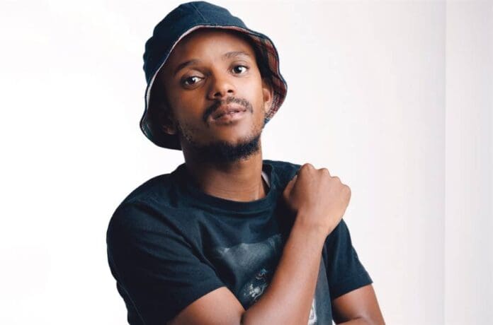kabza-de-smalls-look-a-like-who-recently-graduated-causes-a-stir-sa-in-awe-over-the-striking-resemblance-2023_07_06_19_33_38-ubetoo.jpg