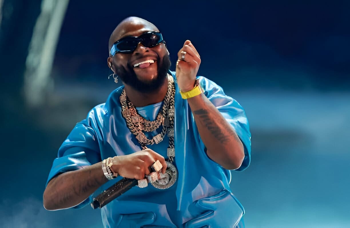 Davido Biography, Networth, Age, Family, and Career AMRockers
